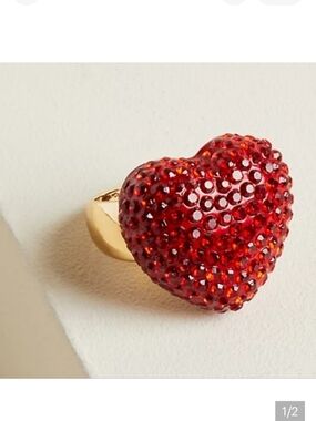 🆕️❤️ RED HEART PAVE RHINESTONE STATEMENT RING - GOLD-TONE ❤️